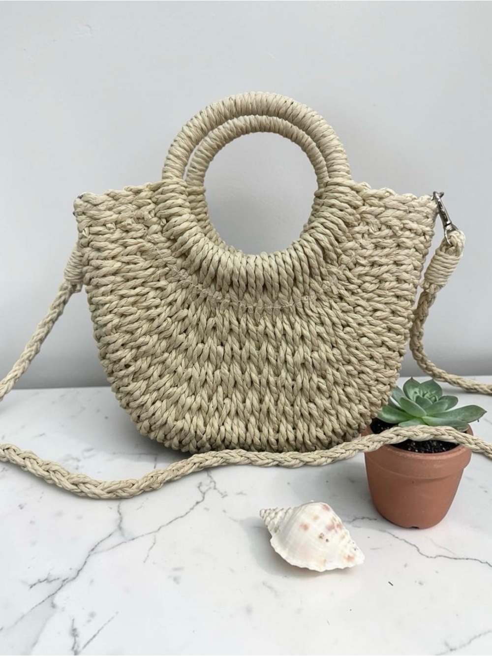 Raffia bag